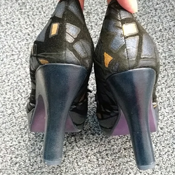 Poetic License Platform Peep Toe Black Heels 8 - Picture 8 of 8